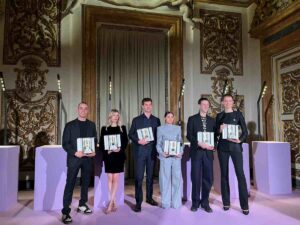 premiati con statuetta