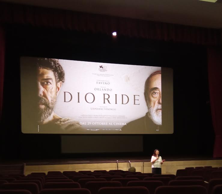 ‘Dio ride’, il film di Giovanni Veronesi che ha chiuso la Mostra del Cinema di Venezia 83